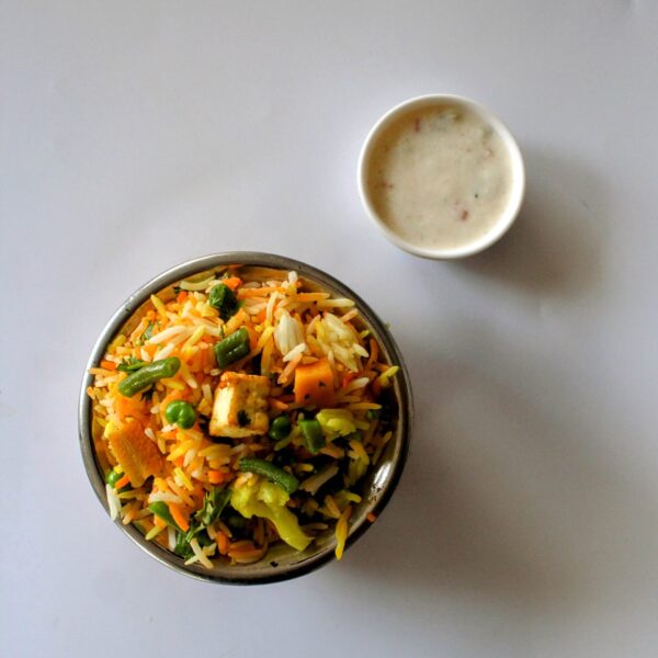 Vegetable Pulao (WITH RAITHA)